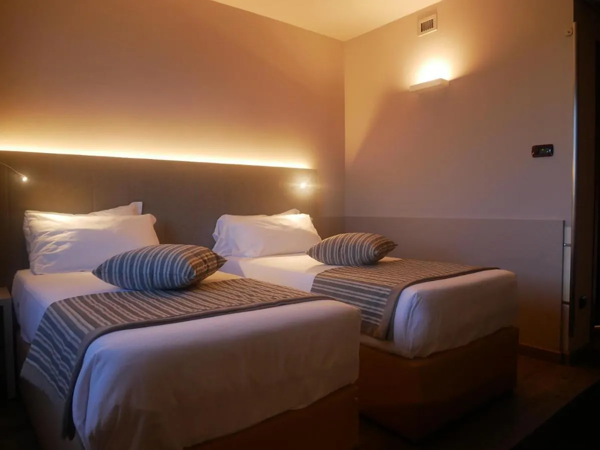 First Hotel Malpensa Κάζε Νουόβε 4*,  Ιταλία